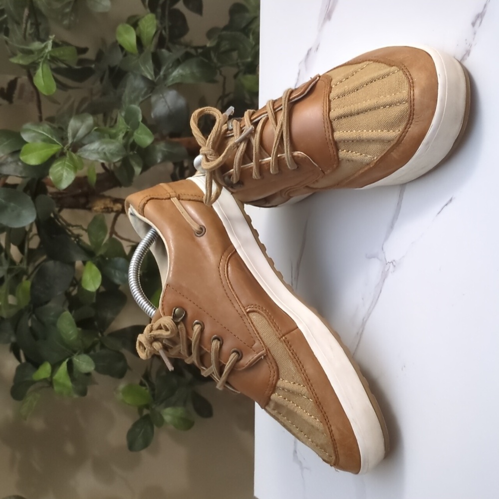 Men's Tan Leather Casual Shoes - Picture 8 of 11
